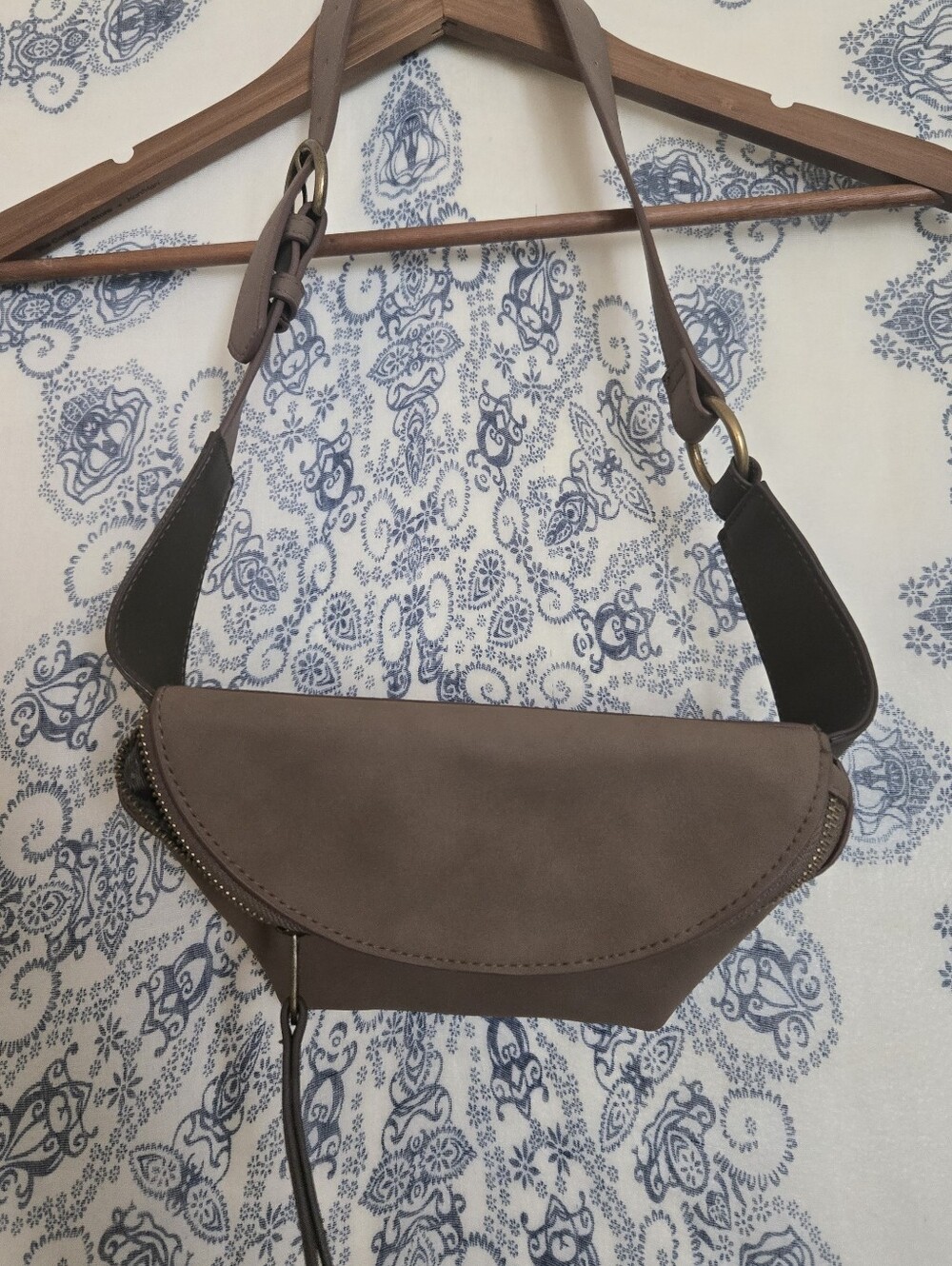 4/$15 Universal Thread Brown Faux Leather Belt Bag | Crescent Waist Bag Crossbod